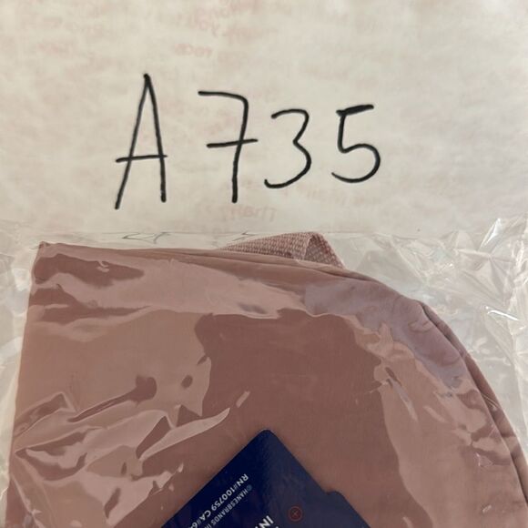 NWT Champion Ultimate‎ Durability pink Crossbody Fanny pack Bag - Picture 12 of 12